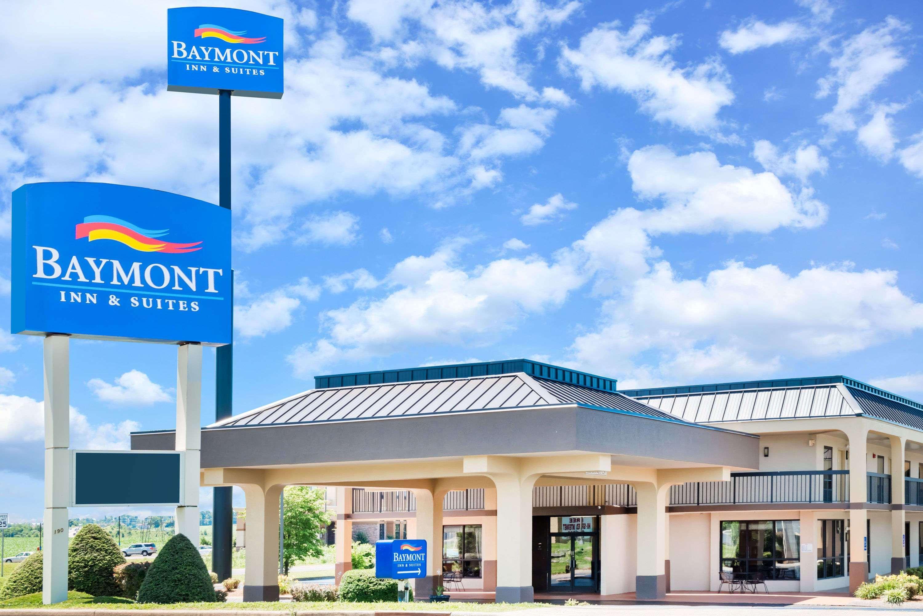 Baymont By Wyndham Clarksville Northeast Exteriör bild